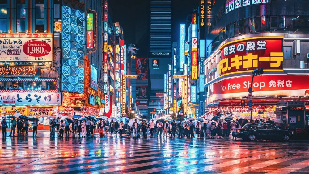 Experience the dynamic Tokyo lifestyle, where tradition meets cutting-edge innovation in every corner.